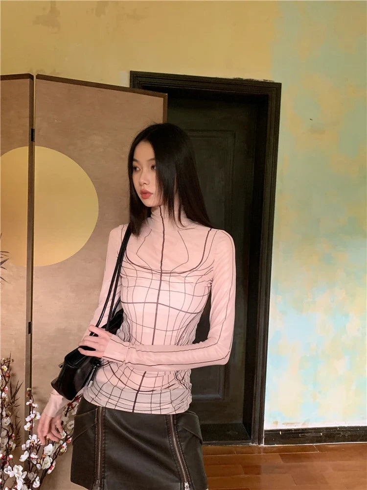 Geometric Long Sleeve Mesh Top — dettaglio