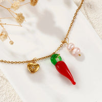 Glass Chilli Pendant Necklace — dettaglio della stampa