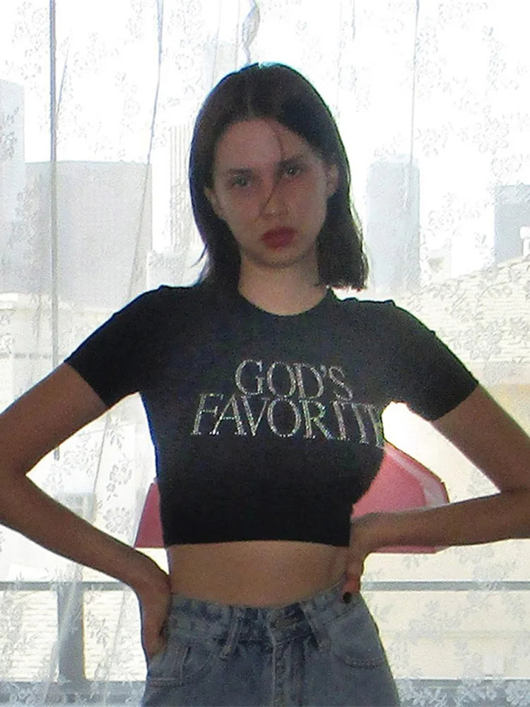 God's Favorite Rhinestones Graphic Crop Top — dettaglio