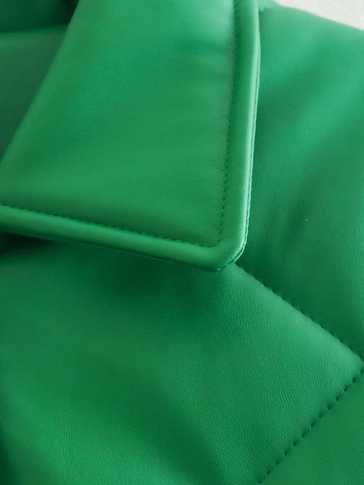 Green PU Leather Loose Lapel Jackets — in alternativa