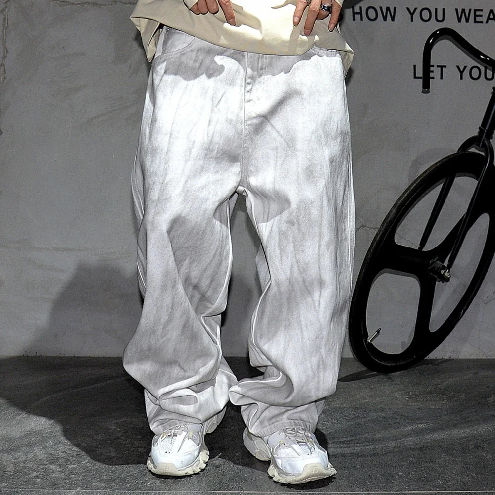Grungey White Baggy Denim Jeans — dettaglio della stampa