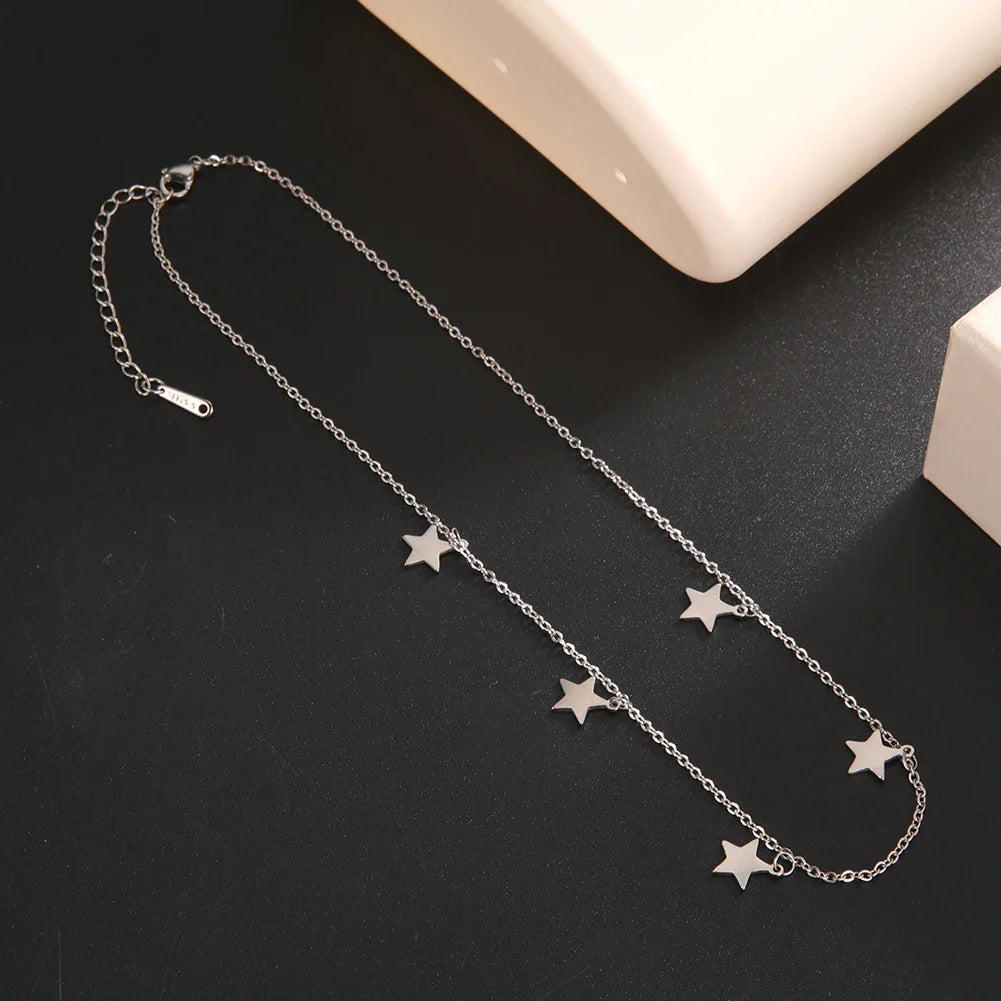 Hanging Stars Choker Necklace — in alternativa