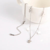Hanging Stars Choker Necklace — vista laterale