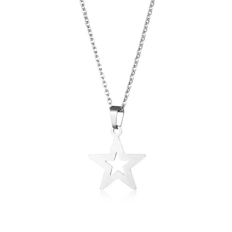 Hollow Star Pentagram Pendant Necklace — in alternativa