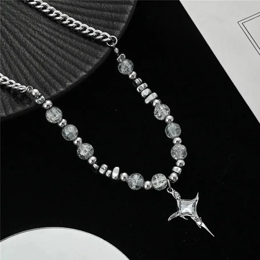 Imitation Pearl Cross Pendant Necklace — vista completa