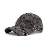 Jumble Letter Baseball Cap — dettaglio della stampa