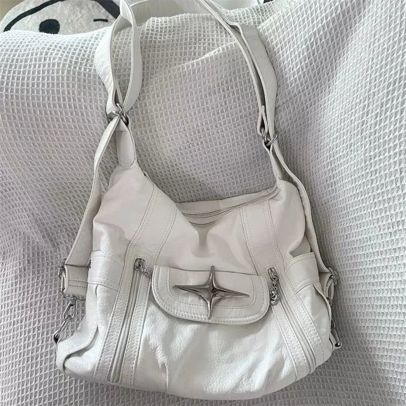 Leather Cross Handbag — dettaglio della stampa
