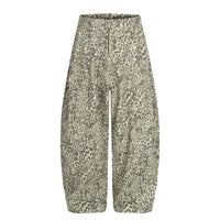 Leopard Print Baggy Denim Curved Barrel Jeans — vista frontale