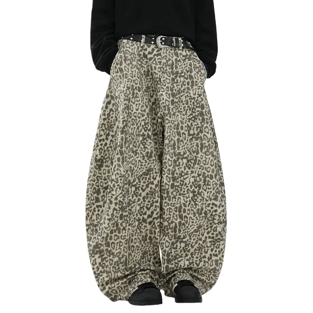 Leopard Print Baggy Denim Curved Barrel Jeans — vista posteriore