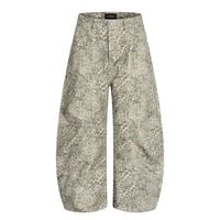 Light Leopard Print Baggy Denim Curved Barrel Jeans — vista frontale