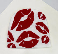 Lippy Lips Jacquard Graphic Beanie — dettaglio della stampa