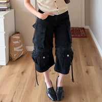 Long Black Boyfriend Cargo Jorts — vista posteriore