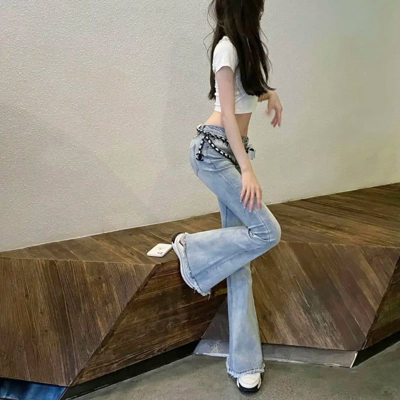 Low Waist Super Skinny Flared Jeans — dettaglio