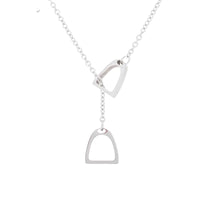 Lucky Horseshoe Overlap Pendant Necklace — vista posteriore
