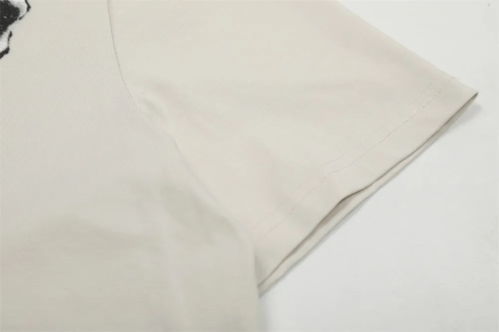 Magazine Print Graphic T Shirt — vista laterale