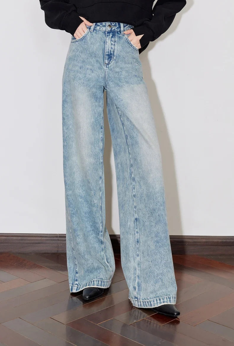 Mid Waist Straight Boyfriend Fit Denim Jeans — vista posteriore