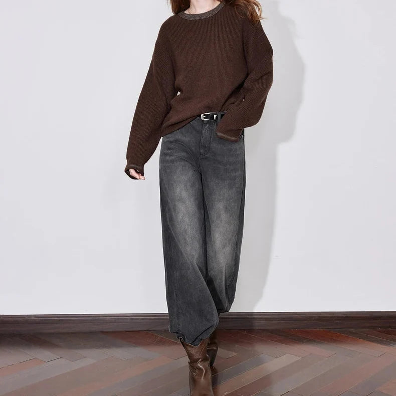 Mid Waist Straight Boyfriend Fit Denim Jeans — vista frontale