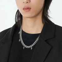 Mini Cross Pendant Cuban Chain Necklace — in alternativa