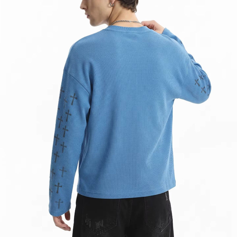 "Minimal Memory" Graphic Long Sleeve Top — dettaglio della stampa