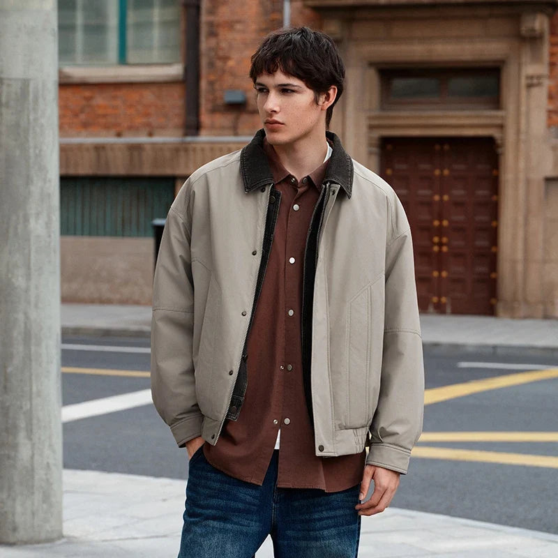 Mock Two Piece Bomber Jacket — dettaglio della stampa