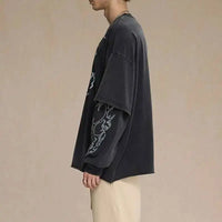 Mock Two Piece Spiritual Graphic Long Sleeve Top — dettaglio