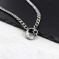 Moon And Star Hollow Necklace — dettaglio della stampa
