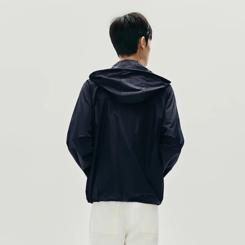 Nautical Sporty Hooded Windbreaker Jacket — dettaglio della stampa