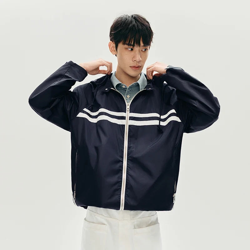 Nautical Sporty Hooded Windbreaker Jacket — vista frontale