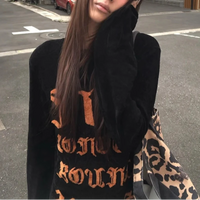 Orange And Black Graphic Long Sleeve Top — dettaglio