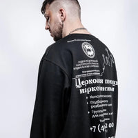 Oversized Gothic Graphic Long Sleeve Top — dettaglio della stampa