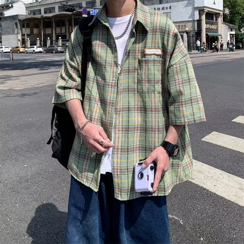 Oversized Plaid Short Sleeve Flannel Button Up Shirt — dettaglio della stampa