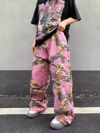 Pink Forest Camo Baggy Jeans — vista laterale