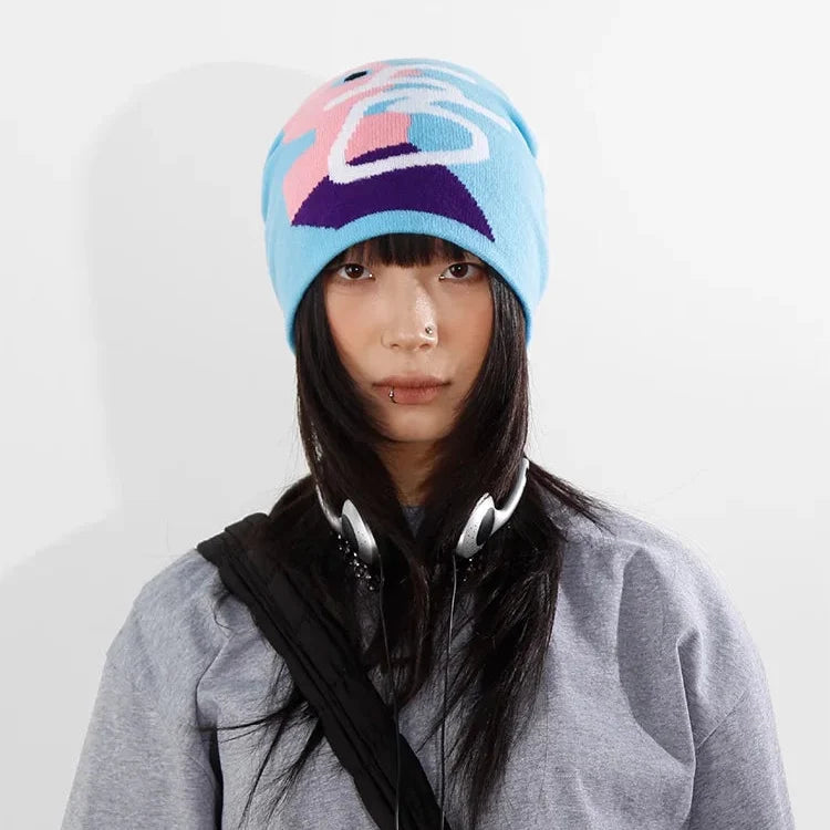 Pink Man Graphic Blue Beanie — vista posteriore