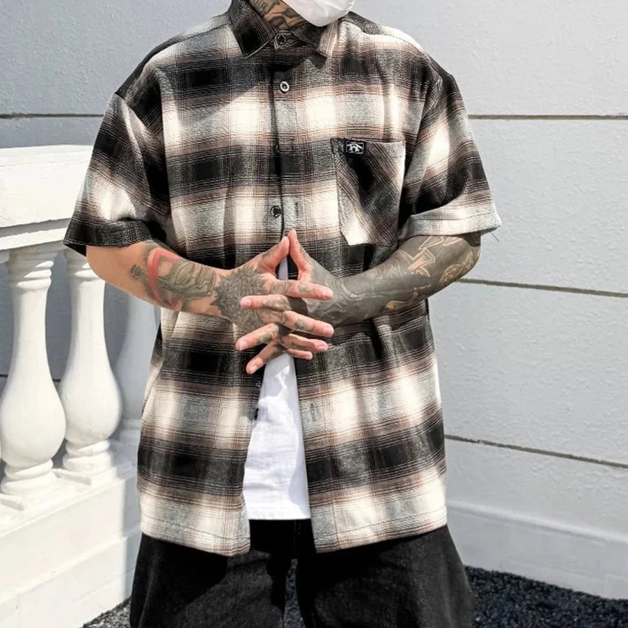 Plaid Short Sleeve Button Down Shirt — dettaglio della stampa