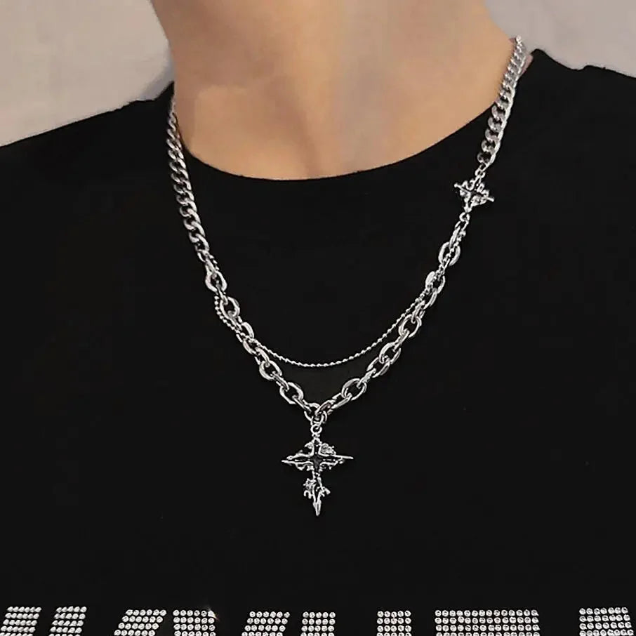 Punk Black Flame Cross Necklace — in alternativa