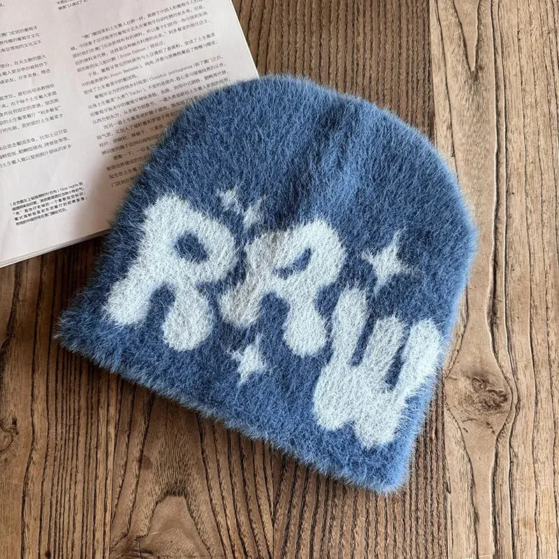 RRW Fuzzy Graphic Beanie — vista frontale