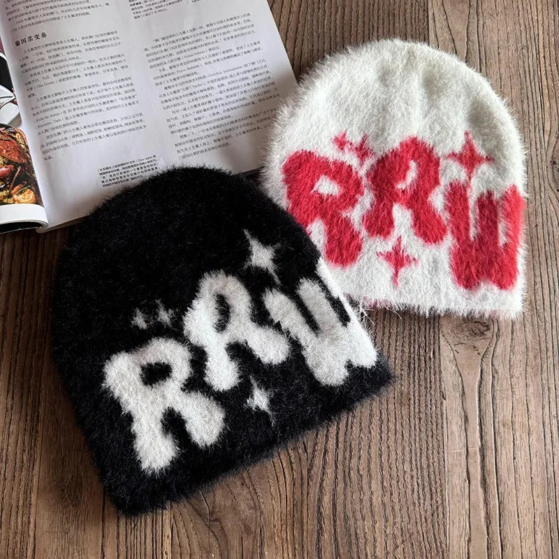 RRW Fuzzy Graphic Beanie — vista posteriore