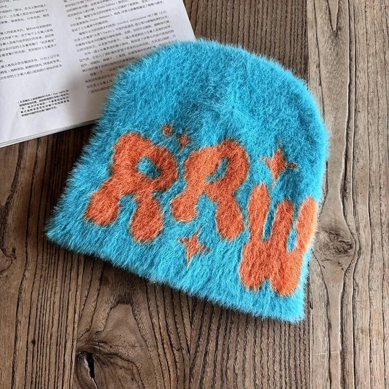 RRW Fuzzy Graphic Beanie — in alternativa