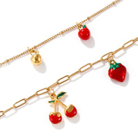 Red Fruit Pendant Necklace — vista frontale