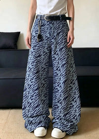 Retro Blue Jacquard Zebra Baggy Denim Barrel Jeans — dettaglio