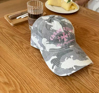 Retro Cross Camo Baseball Cap — in alternativa