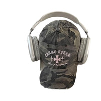 Retro Cross Camo Baseball Cap — dettaglio