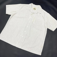 Retro Striped Short Sleeve Cuban Collar Button Down Shirt — dettaglio della stampa