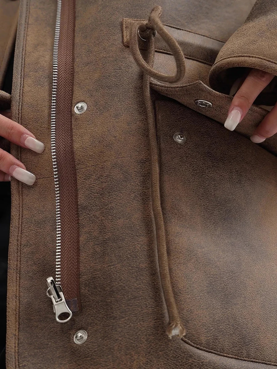 Reversible Sherpa Fleece Cargo Leather Jacket Coat — vista laterale