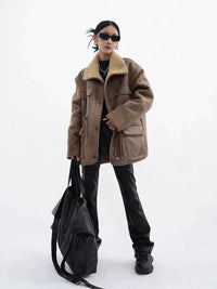 Reversible Sherpa Fleece Cargo Leather Jacket Coat — vista posteriore