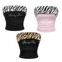 Rhinestone "Burning Love" Animal Print Crop Top — vista frontale