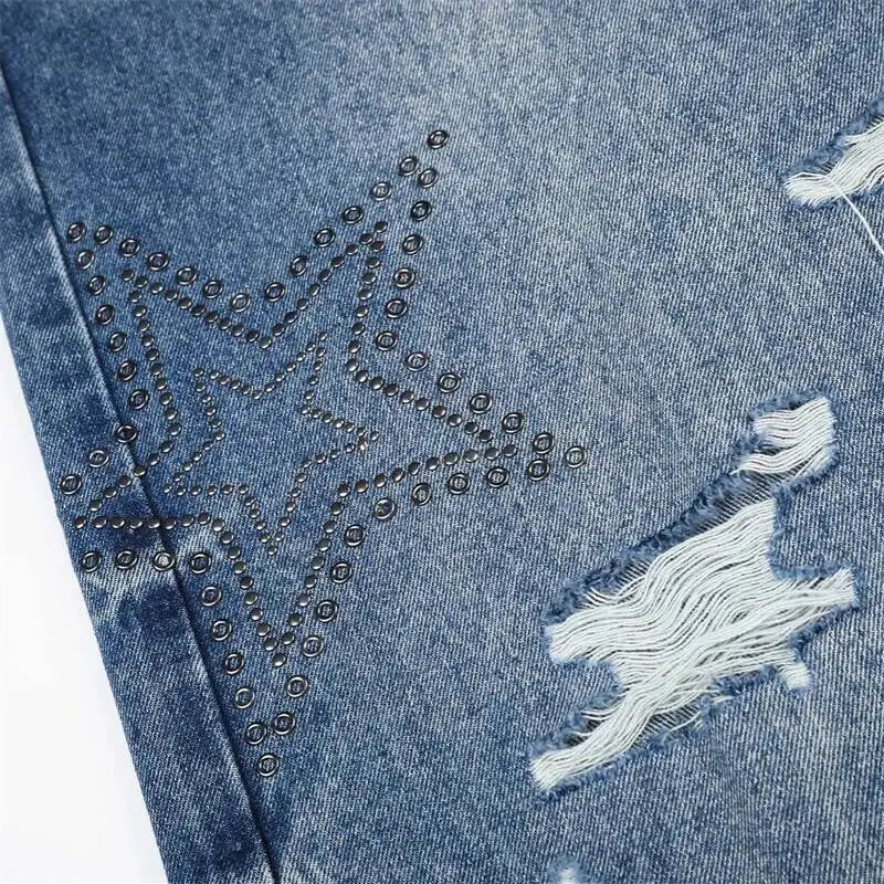 Rhinestone Stars Distressed Wide Leg Denim Jeans — dettaglio della stampa
