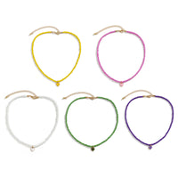 Seed Beads Heart Pendant Necklace — vista completa
