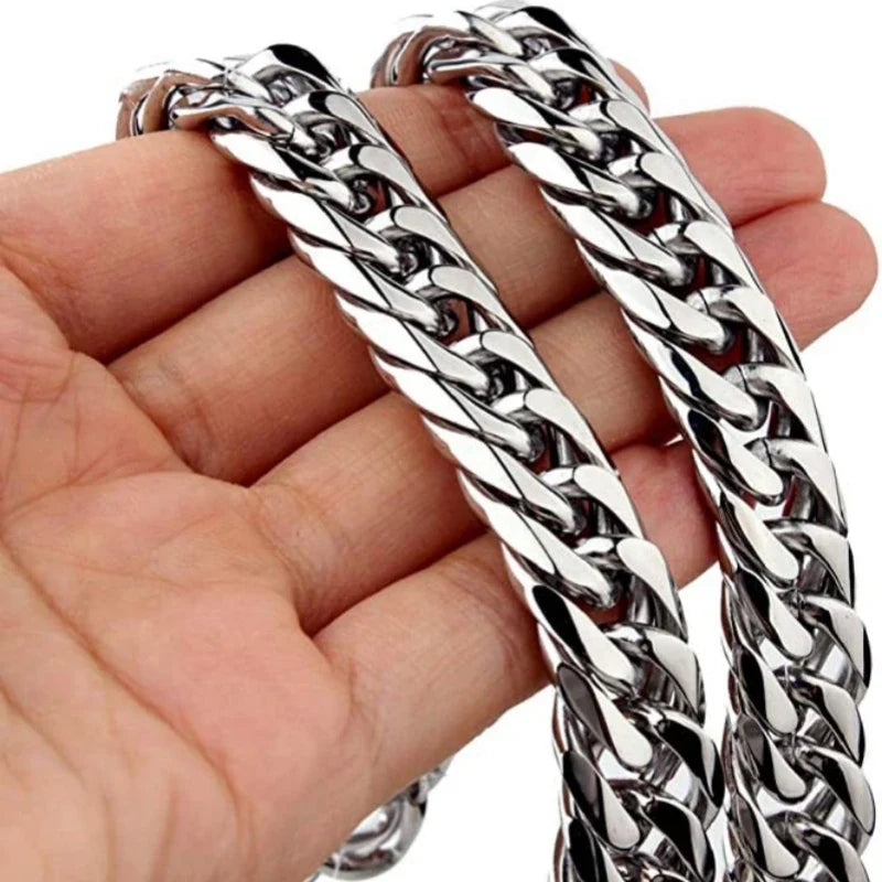 Silver Cuban Chain Necklace — vista frontale
