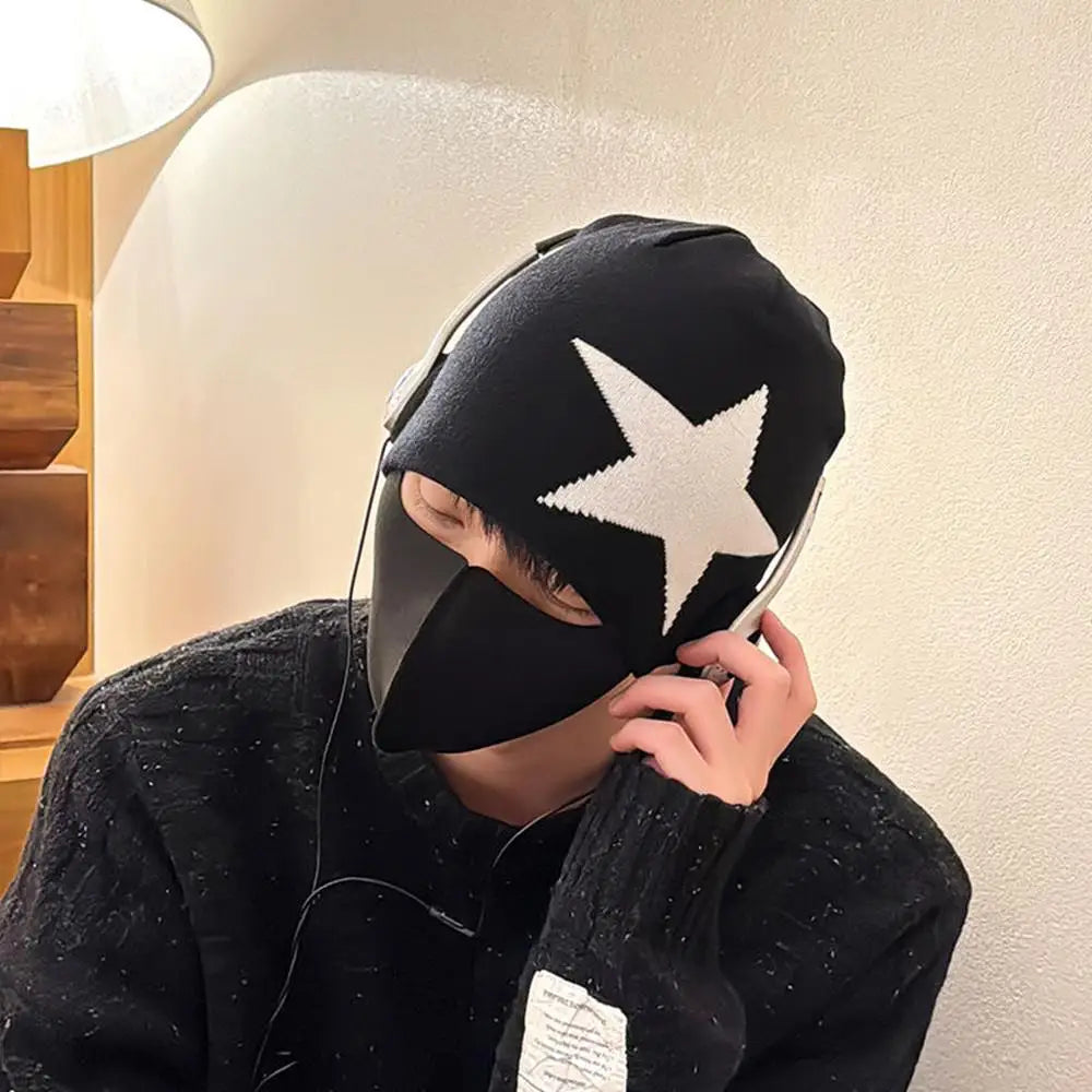 Single Star Graphic Beanie — vista laterale